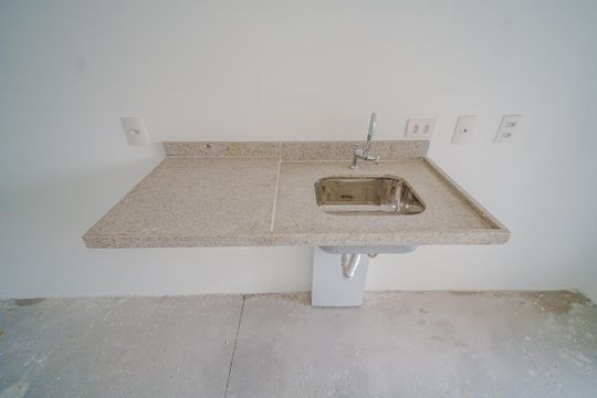 Cozinha de kitnet/studio à venda com 1 quarto, 26m² em Butantã, São Paulo