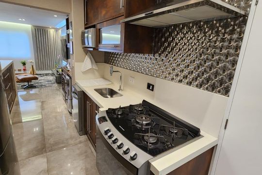 Cozinha de apartamento à venda com 2 quartos, 105m² em Vila Andrade, São Paulo