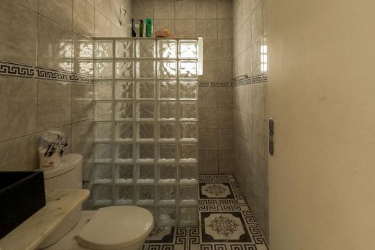 Apartamento à venda com 3 quartos, 242m² em Vila Souza, São Paulo