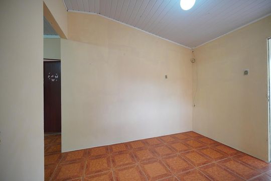 Sala  de casa para alugar com 4 quartos, 60m² em São João do Rio Vermelho, Florianópolis