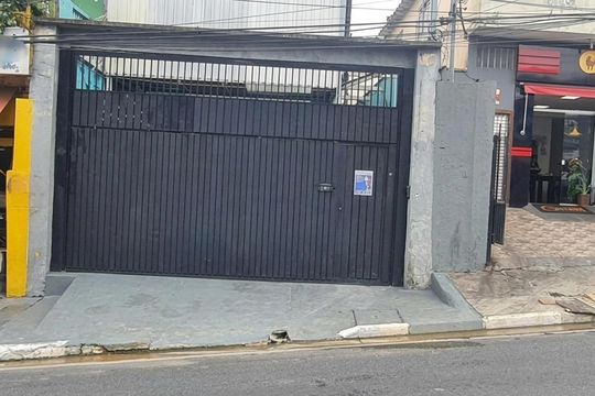 Fachada de kitnet/studio para alugar com 1 quarto, 28m² em Jardim Santa Edwirges, Guarulhos
