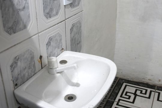 Banheiro de casa para alugar com 1 quarto, 50m² em Jardim Três Corações, São Paulo