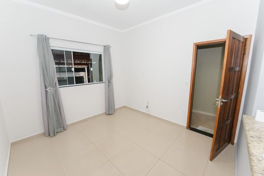 Casa para alugar com 3 quartos, 82m² em Loteamento Industrial, Taubaté