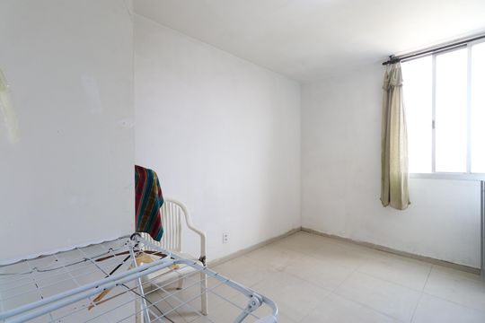 Quarto 2 de apartamento para alugar com 2 quartos, 68m² em Lapa, São Paulo