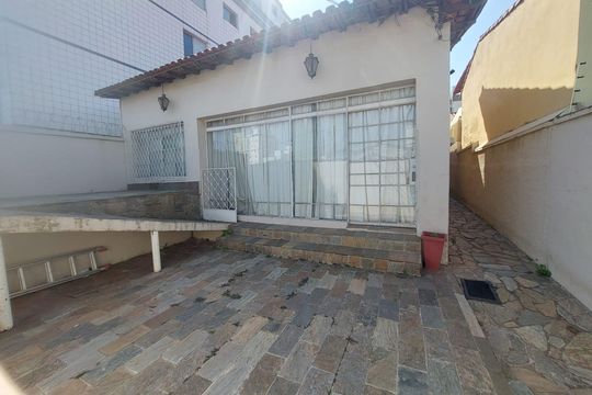 casa de casa para alugar com 1 quarto, 35m² em Sagrada Família, Belo Horizonte