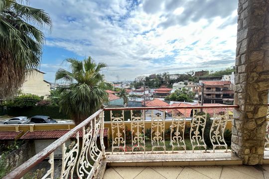 Varanda da Sala de casa para alugar com 5 quartos, 575m² em Vila Valqueire, Rio de Janeiro