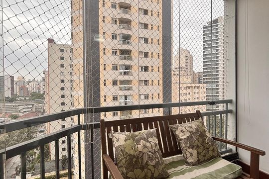 Varanda de apartamento para alugar com 2 quartos, 65m² em Itaim Bibi, São Paulo
