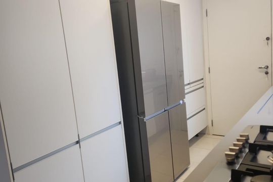 Cozinha de apartamento à venda com 3 quartos, 333m² em Indianópolis, São Paulo