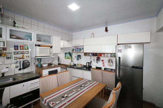 Cozinha de casa à venda com 2 quartos, 336m² em Casa Grande, Diadema