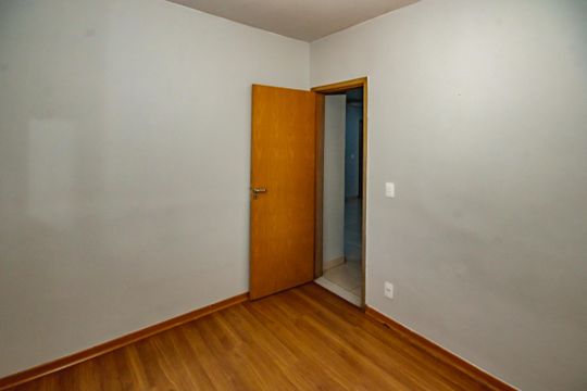 Apartamento à venda com 2 quartos, 54m² em Santa Monica, Belo Horizonte