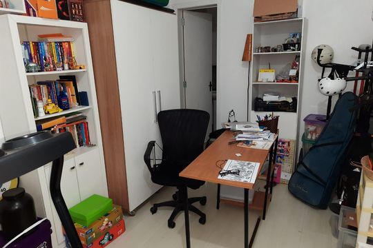 Quarto de casa à venda com 3 quartos, 147m² em Azenha, Porto Alegre