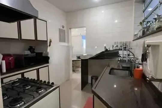 Apartamento para alugar com 3 quartos, 140m² em Laranjeiras, Rio de Janeiro