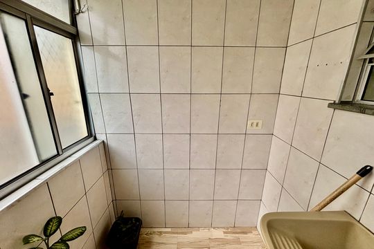 Área de serviço  de apartamento à venda com 2 quartos, 48m² em Vila Silvia, São Paulo