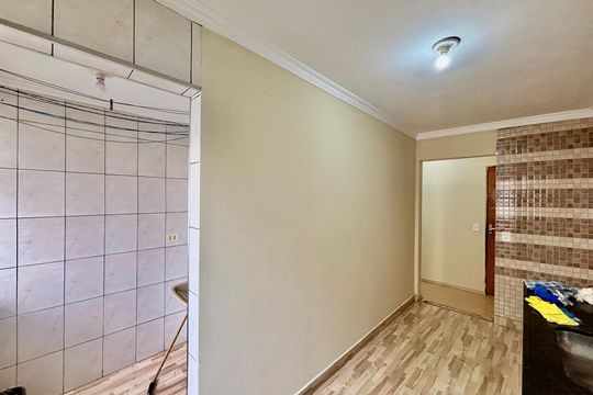 Cozinha  de apartamento à venda com 2 quartos, 48m² em Vila Silvia, São Paulo