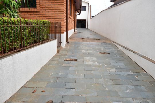 Garagem de casa à venda com 5 quartos, 265m² em Jardim Alto da Barra, Campinas