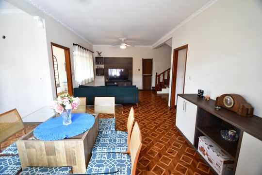 Casa à venda com 5 quartos, 265m² em Jardim Alto da Barra, Campinas