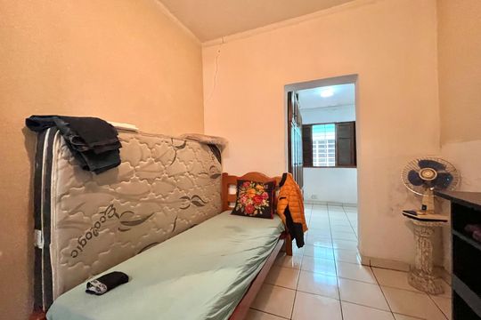 Quarto 2 de casa para alugar com 2 quartos, 110m² em Jardim Oriental, São Paulo