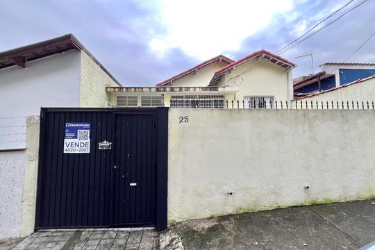 Fachada de casa para alugar com 2 quartos, 110m² em Jardim Oriental, São Paulo