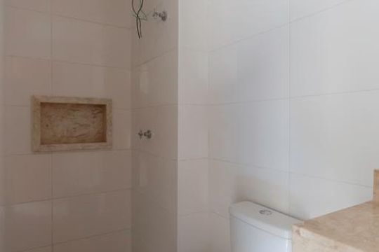 Banheiro de apartamento à venda com 2 quartos, 44m² em Casa Verde, São Paulo