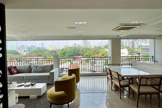 Sala de apartamento à venda com 4 quartos, 244m² em Água Branca, São Paulo