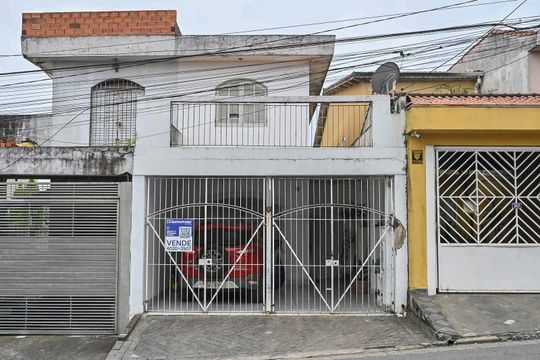 Casa à venda com 5 quartos, 210m² em Jardim Umarizal, São Paulo