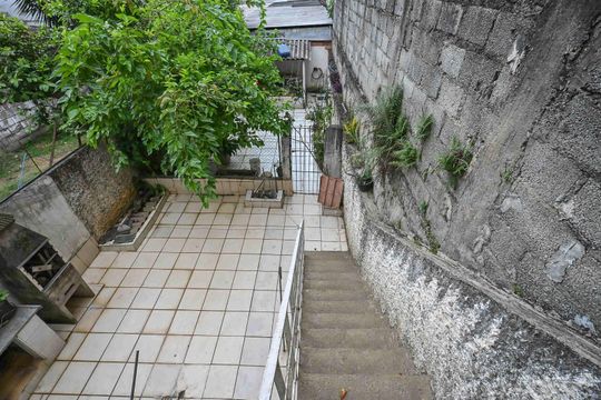 Casa à venda com 5 quartos, 210m² em Jardim Umarizal, São Paulo
