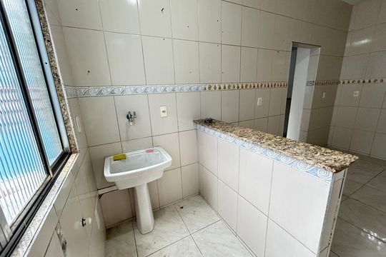 Área de Serviço de casa para alugar com 2 quartos, 100m² em Ricardo de Albuquerque, Rio de Janeiro