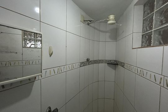 Banheiro de casa para alugar com 2 quartos, 100m² em Ricardo de Albuquerque, Rio de Janeiro