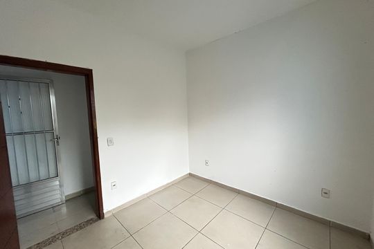 Quarto 1 de casa para alugar com 2 quartos, 100m² em Ricardo de Albuquerque, Rio de Janeiro