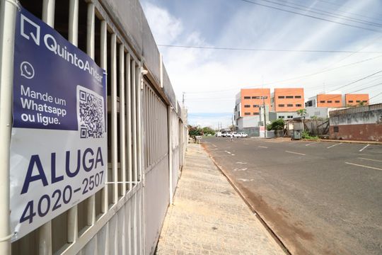 Plaquinha de casa para alugar com 3 quartos, 60m² em Tibery, Uberlândia