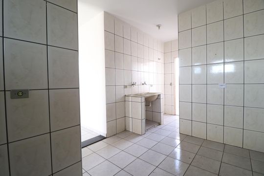 Cozinha de casa para alugar com 3 quartos, 60m² em Tibery, Uberlândia