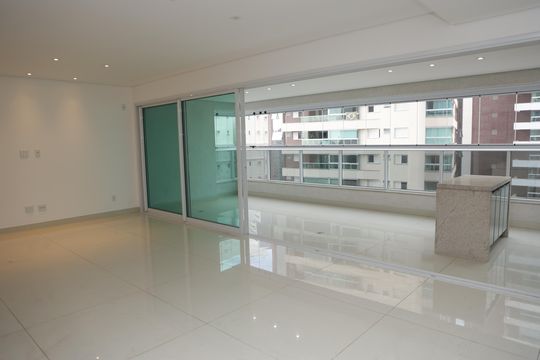 Apartamento à venda com 3 quartos, 166m² em Alto da Glória, Goiânia