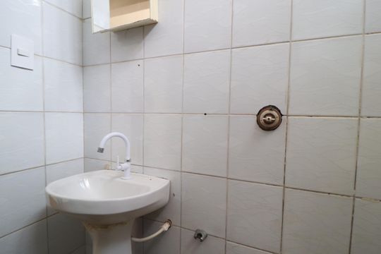 Banheiro Social de casa para alugar com 3 quartos, 89m² em Santa Mônica, Uberlândia