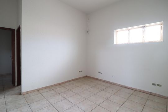 Sala de casa para alugar com 3 quartos, 60m² em Santa Mônica, Uberlândia
