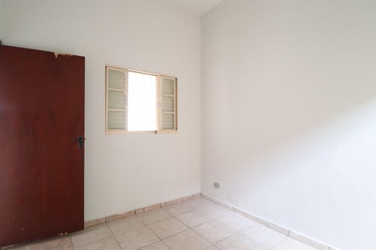  Suíte de casa para alugar com 3 quartos, 60m² em Santa Mônica, Uberlândia