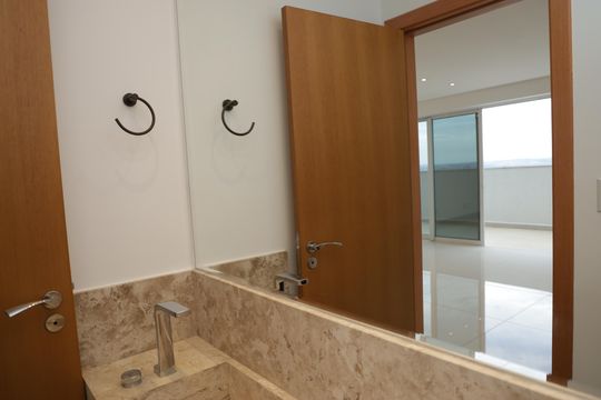 Apartamento para alugar com 3 quartos, 166m² em Alto da Glória, Goiânia