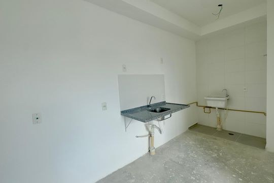 Cozinha de apartamento à venda com 2 quartos, 38m² em Picanço, Guarulhos