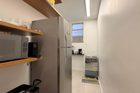 Cozinha de apartamento à venda com 2 quartos, 83m² em Leblon, Rio de Janeiro