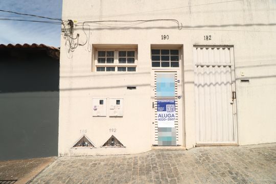 Plaquinha de casa para alugar com 1 quarto, 40m² em Tibery, Uberlândia