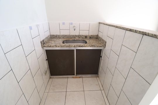 Cozinha de casa para alugar com 1 quarto, 40m² em Tibery, Uberlândia