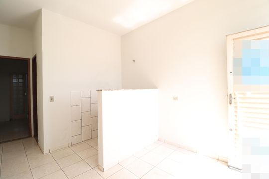 Sala de casa para alugar com 1 quarto, 40m² em Tibery, Uberlândia
