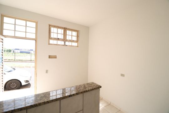 Casa para alugar com 1 quarto, 40m² em Tibery, Uberlândia
