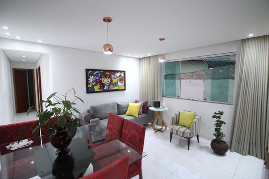 Apartamento à venda com 2 quartos, 60m² em Diamante, Belo Horizonte