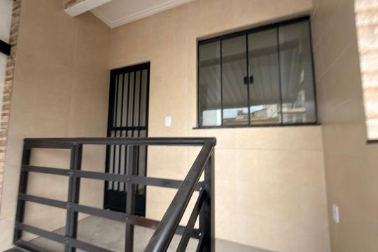Varanda de casa para alugar com 2 quartos, 75m² em Centro, Duque de Caxias