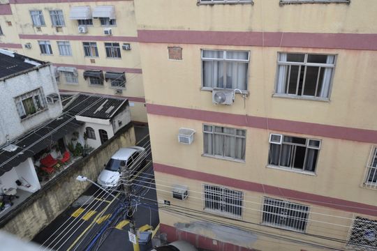Vista Sala de apartamento à venda com 2 quartos, 50m² em Lins de Vasconcelos, Rio de Janeiro
