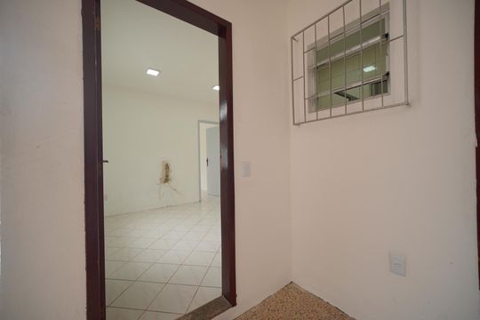 Área externa de kitnet/studio para alugar com 1 quarto, 35m² em Capoeiras, Florianópolis