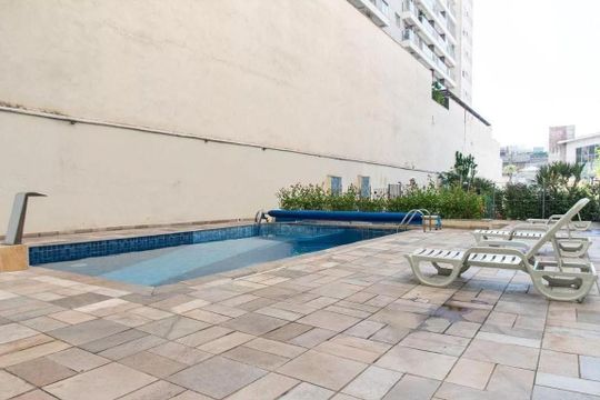 Área comum - Piscina de apartamento para alugar com 1 quarto, 40m² em Aclimação, São Paulo