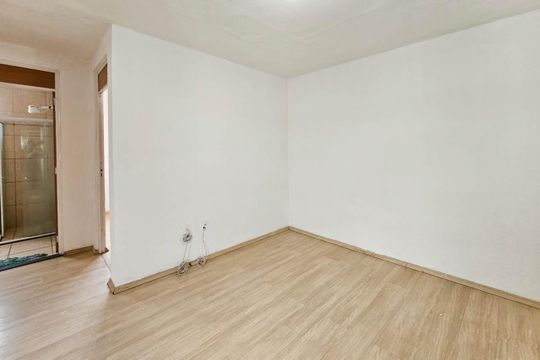 Sala de apartamento para alugar com 2 quartos, 50m² em Paciência, Rio de Janeiro