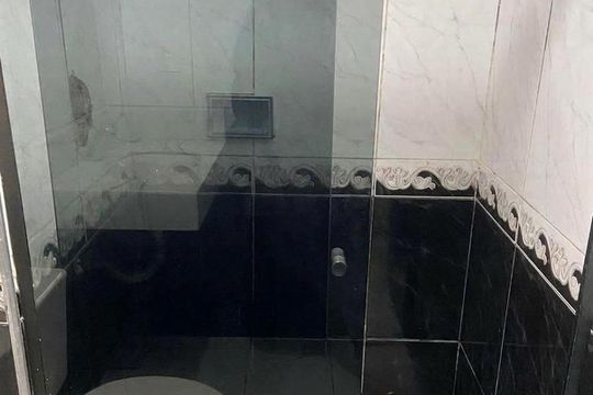 Banheiro de apartamento à venda com 1 quarto, 54m² em Jardim Etelvina, São Paulo