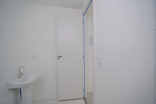 Banheiro de apartamento à venda com 2 quartos, 43m² em Vila Silvia, São Paulo